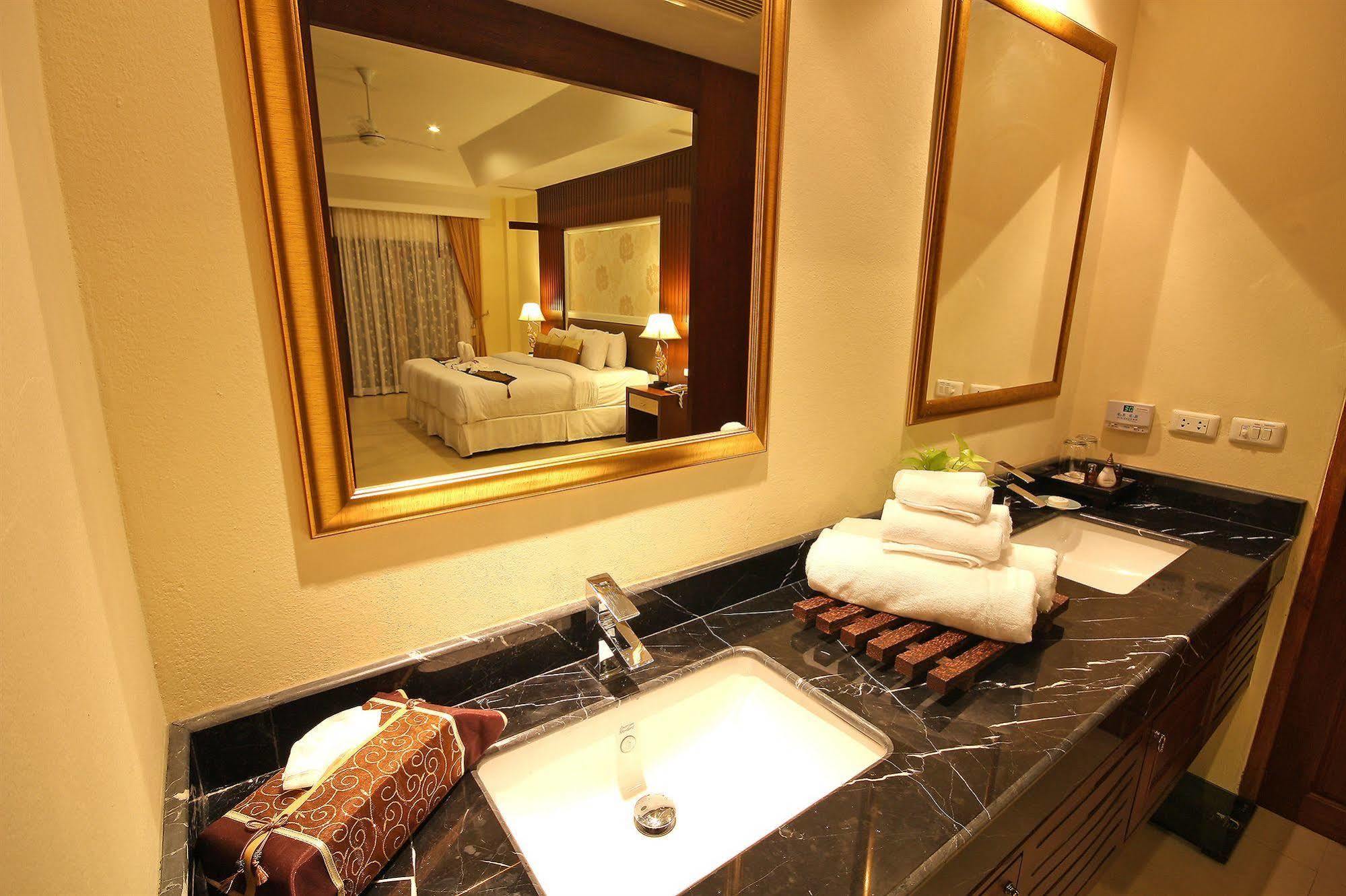 Thai Thani Pool Villa Resort Jomtien Beach Εξωτερικό φωτογραφία